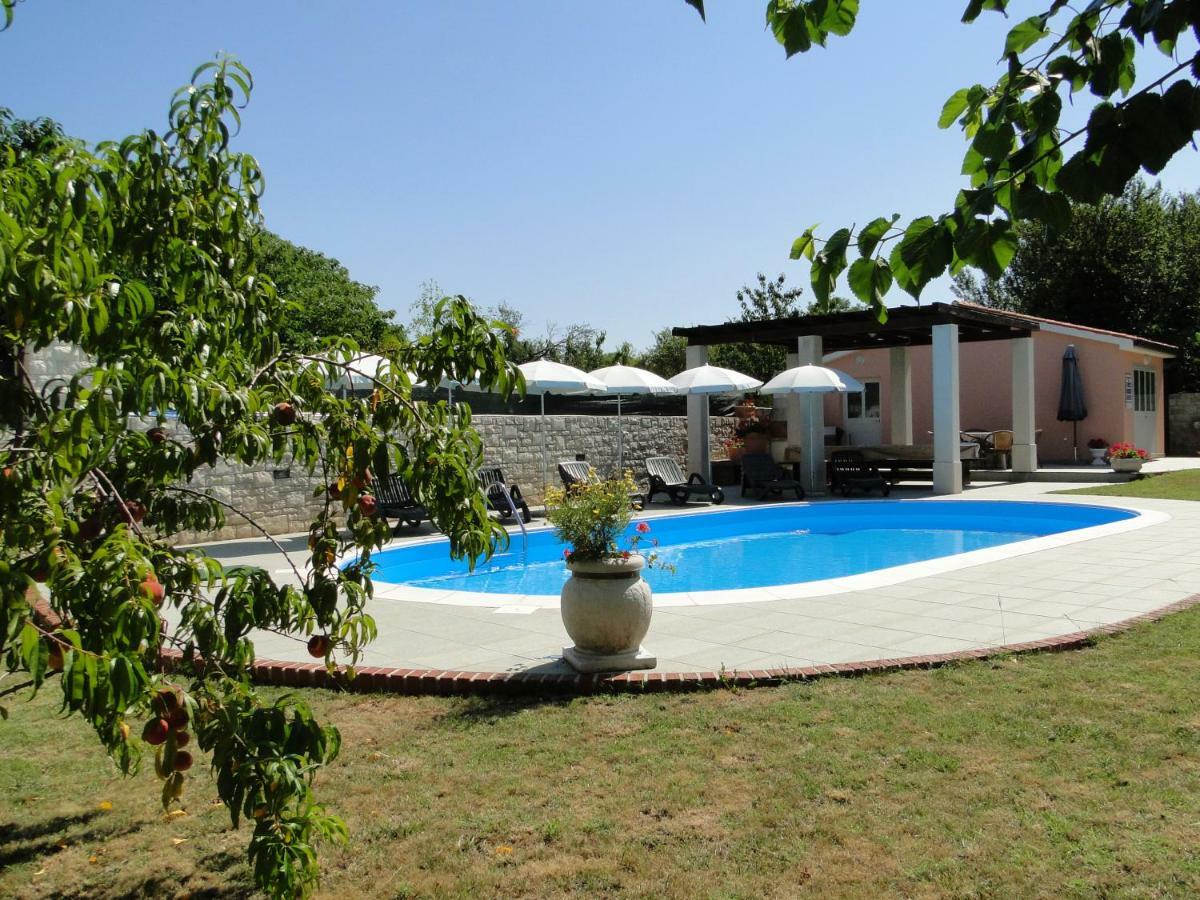 Apartments Villa Maran Umag Exterior foto